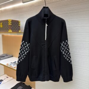 LOUIS VUITTON Monogram Knitted Zipper Coat