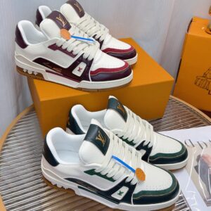 lv trainer sneaker white leather with flower (复制)