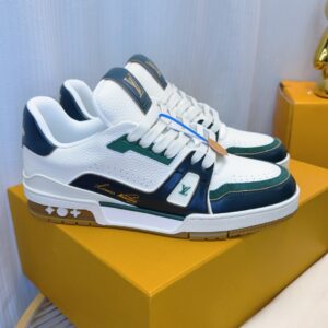 lv trainer sneaker white leather with flower (复制)