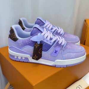 lv trainer sneaker white leather with flower (复制)