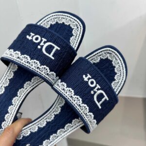 dior dentelle sandals pink embroidery (复制)