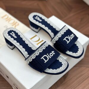 dior dentelle sandals pink embroidery (复制)
