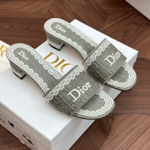 dior dentelle sandals blue embroidery (复制)