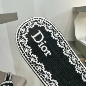 dior dentelle sandals black embroidery (复制)