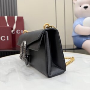 gucci dionysus medium shoulder bag