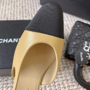 chanel suede sandals nude lambskin (copy)