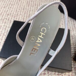 chanel sandals beige lambskin (copy)