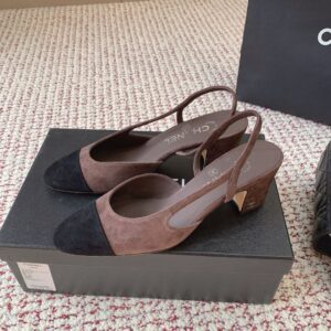 chanel sandals black suede (copy)
