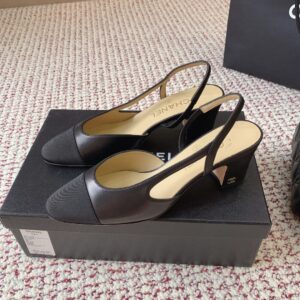 chanel sandals brown suede (copy)