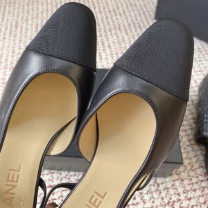 chanel sandals brown suede (copy)