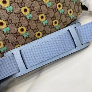 gucci large changing bag beige and blue gg supreme canvas (copy)