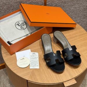 hermes 185 oasis heels sandals 37/gold