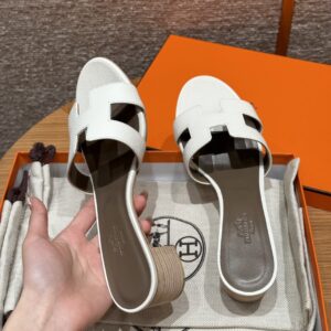 hermes 185 oasis heels sandals 37/gold (copy)