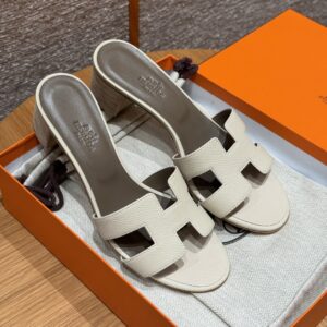 hermes 185 oasis heels sandals m8/gris asphalte (copy)