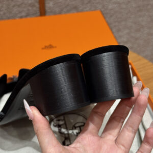hermes 185 oasis heels sandals 89/noir crystals (copy)