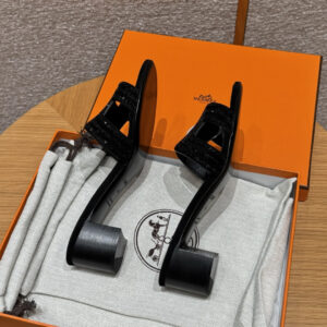 hermes 185 oasis heels sandals 89/noir crystals (copy)