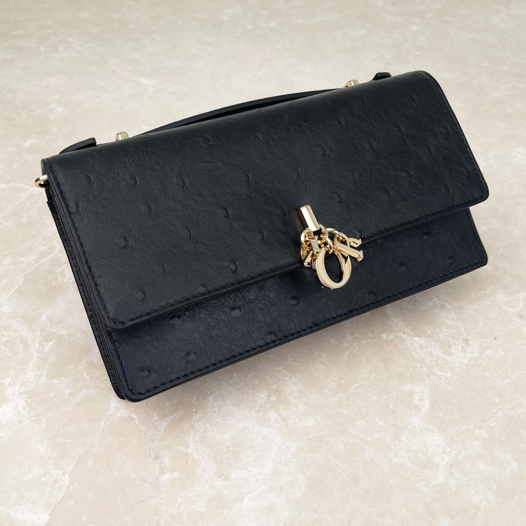lady dior small handbag pink ostrich calfskin (copy) lady dior small handbag pink ostrich calfskin (copy)