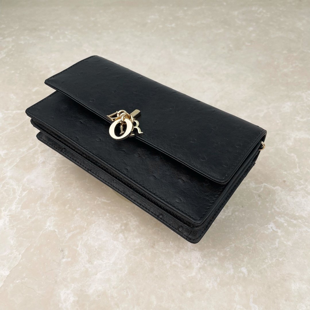 lady dior small handbag pink ostrich calfskin (copy) lady dior small handbag pink ostrich calfskin (copy)