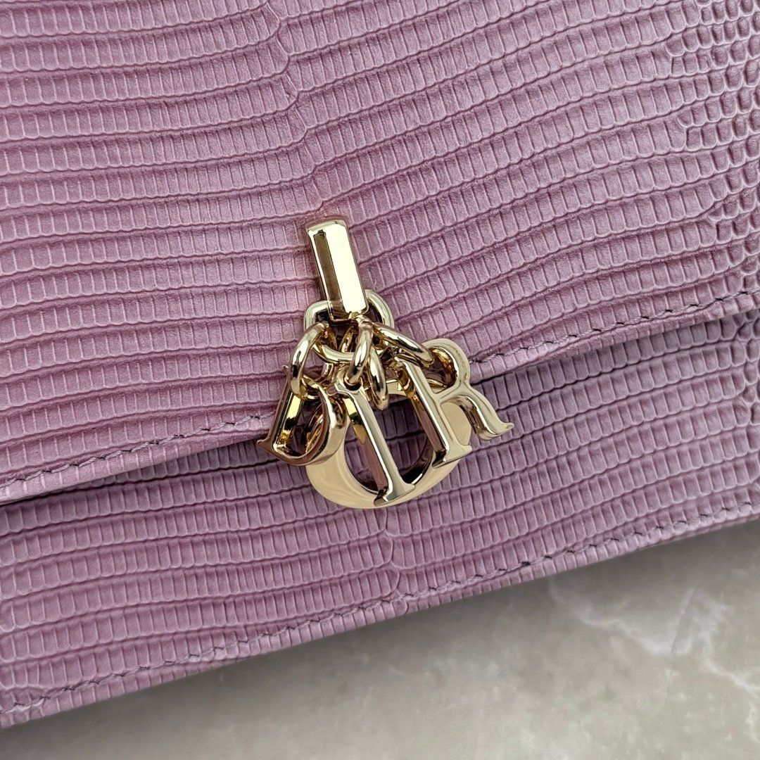 lady dior small handbag pink ostrich calfskin (copy) lady dior small handbag pink ostrich calfskin (copy)