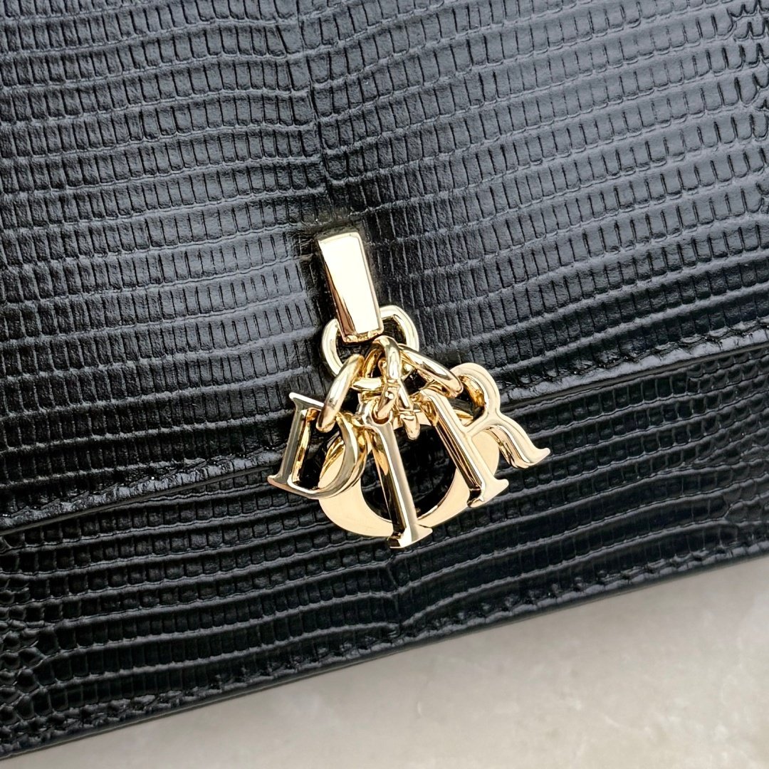lady dior small handbag pink ostrich calfskin (copy) lady dior small handbag pink ostrich calfskin (copy)