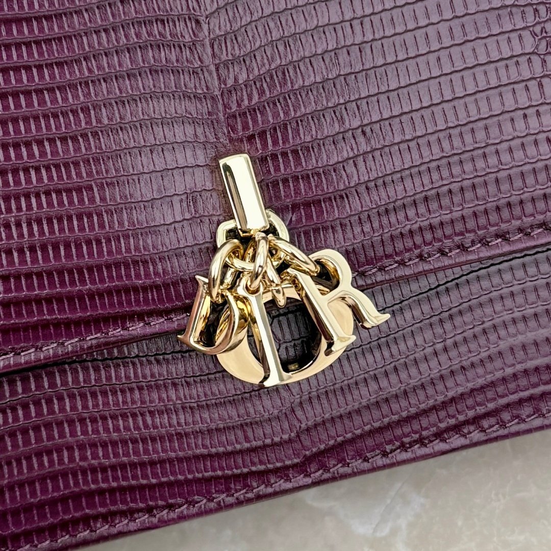 lady dior small handbag pink ostrich calfskin (copy) lady dior small handbag pink ostrich calfskin (copy)
