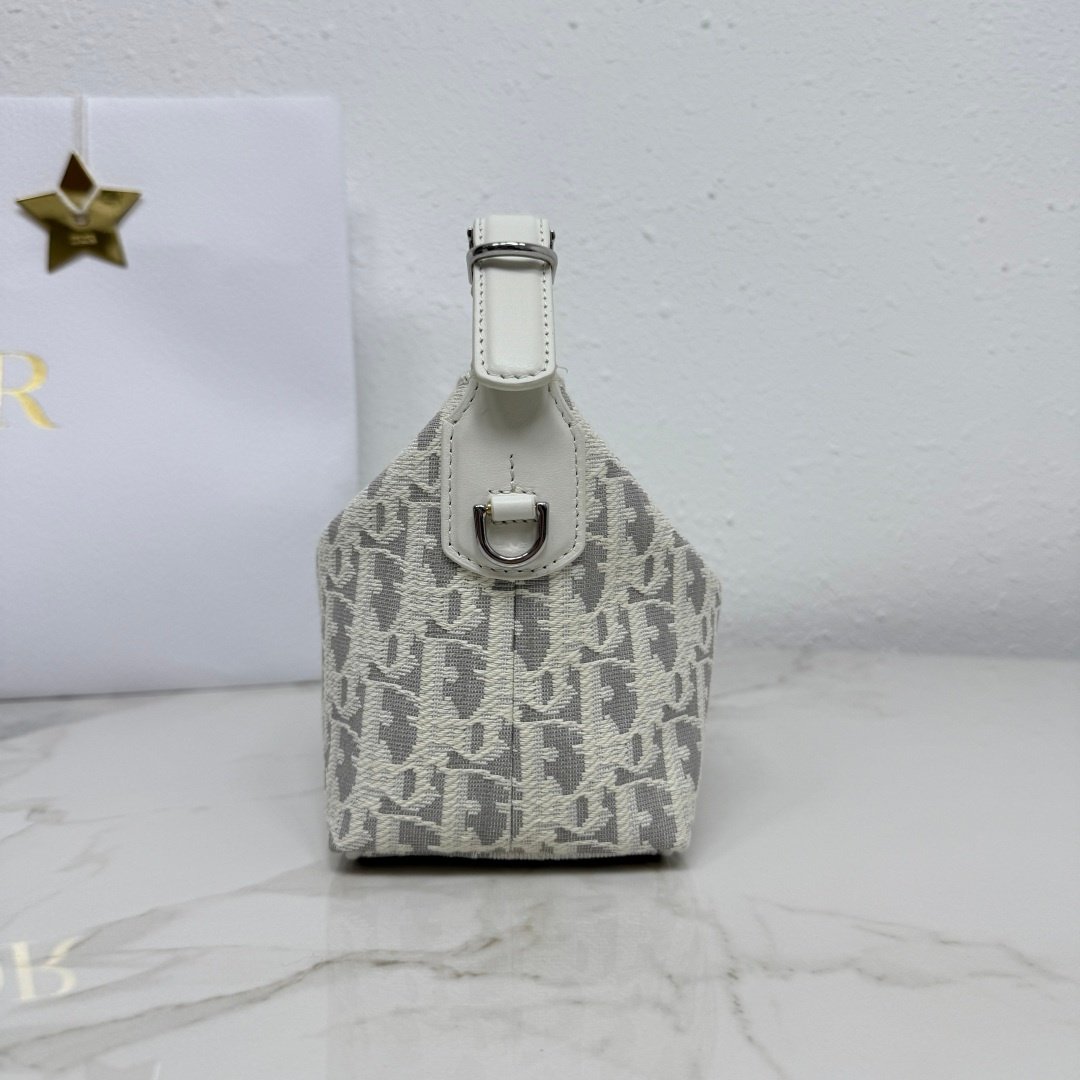 dior qixi mini lady dior bag with chain rose gold (copy) (copy) dior qixi mini lady dior bag with chain rose gold (copy) (copy)
