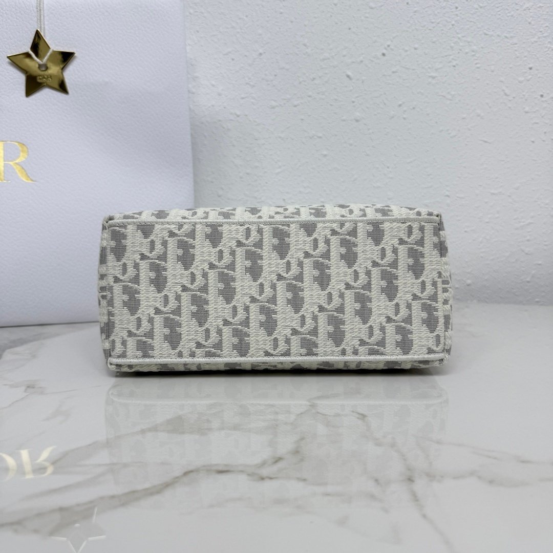 dior qixi mini lady dior bag with chain rose gold (copy) (copy) dior qixi mini lady dior bag with chain rose gold (copy) (copy)