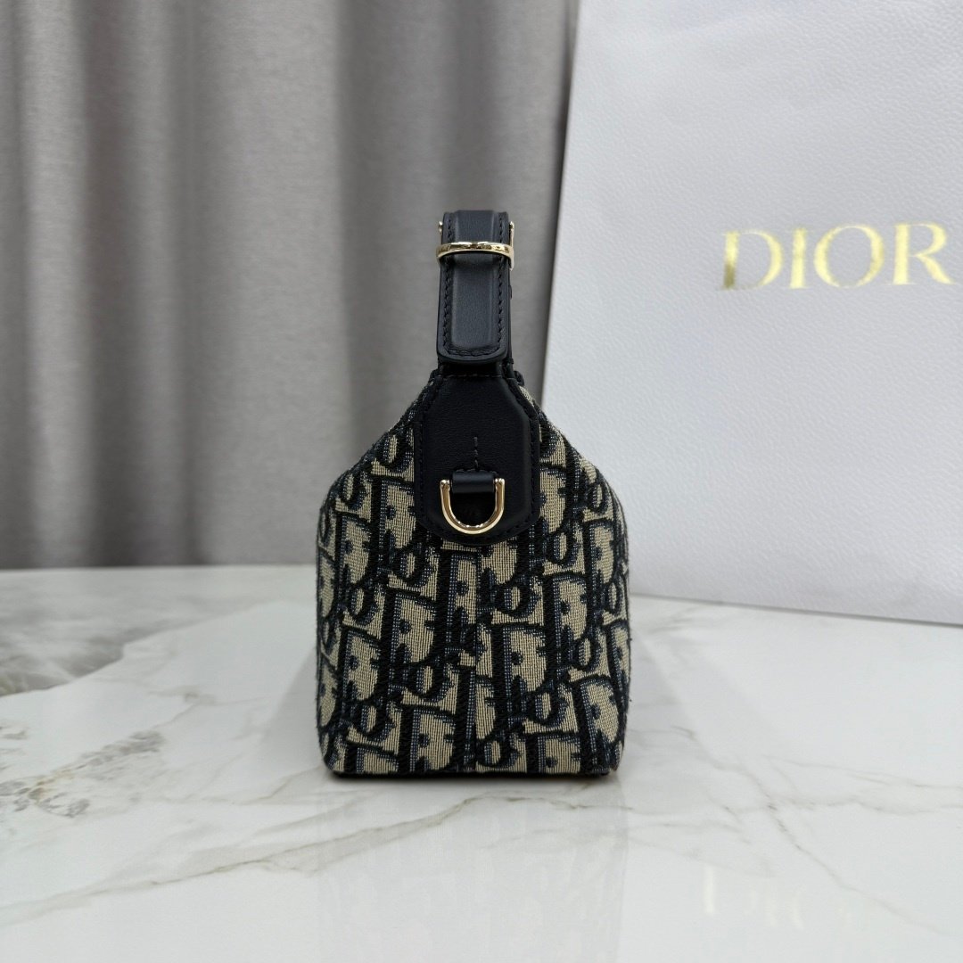dior qixi mini lady dior bag with chain rose gold (copy) (copy) dior qixi mini lady dior bag with chain rose gold (copy) (copy)