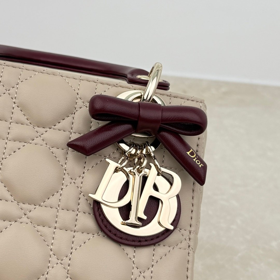 dior qixi mini lady dior bag with chain (copy) dior qixi mini lady dior bag with chain (copy)