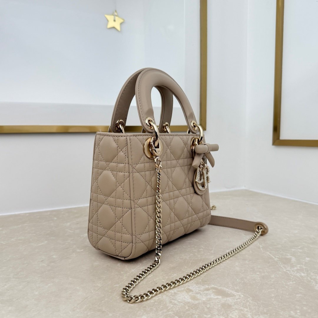dior qixi mini lady dior bag with chain (copy) dior qixi mini lady dior bag with chain (copy)
