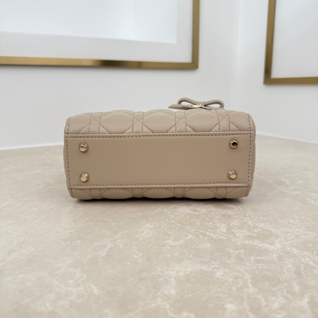 dior qixi mini lady dior bag with chain (copy) dior qixi mini lady dior bag with chain (copy)