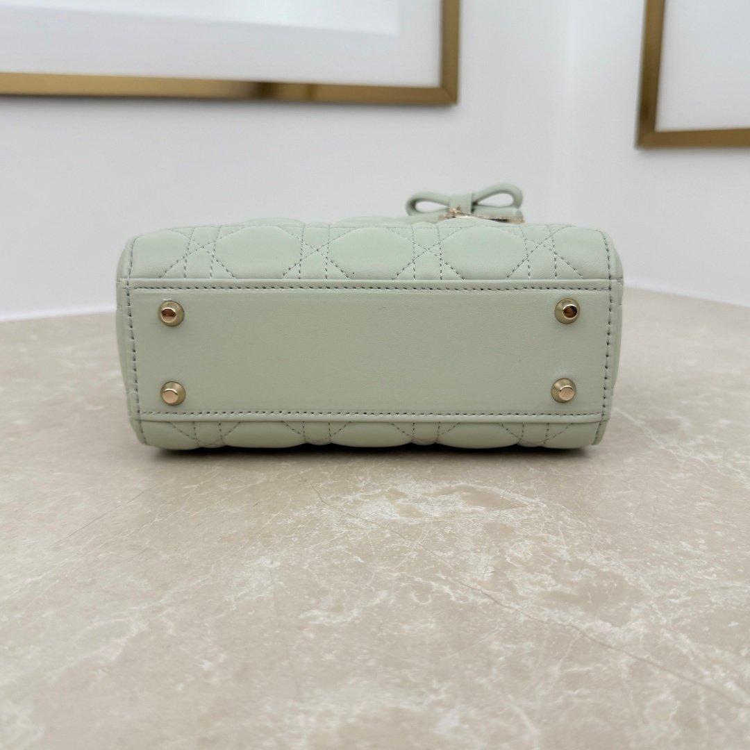 dior qixi mini lady dior bag with chain beige (copy) dior qixi mini lady dior bag with chain beige (copy)