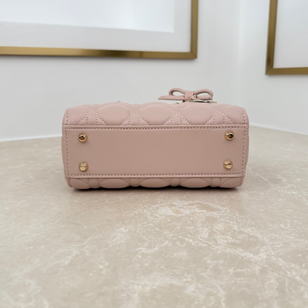 dior qixi mini lady dior bag with chain beige (copy) dior qixi mini lady dior bag with chain beige (copy)