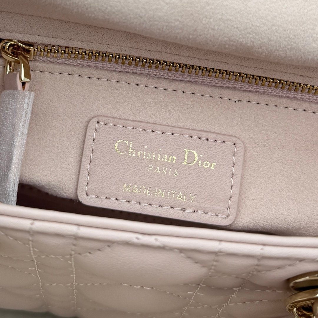 dior qixi mini lady dior bag with chain beige (copy) dior qixi mini lady dior bag with chain beige (copy)