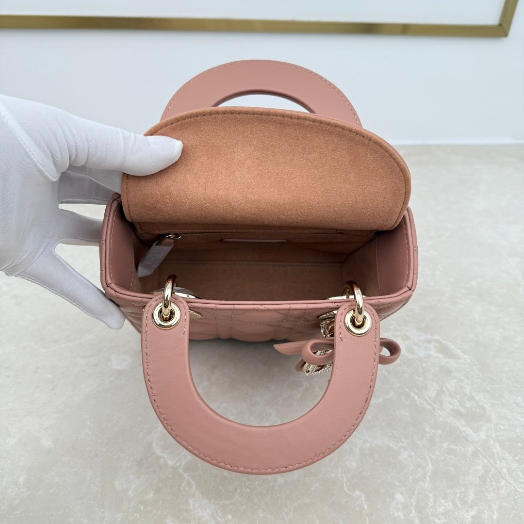 dior qixi mini lady dior bag with chain beige (copy) dior qixi mini lady dior bag with chain beige (copy)
