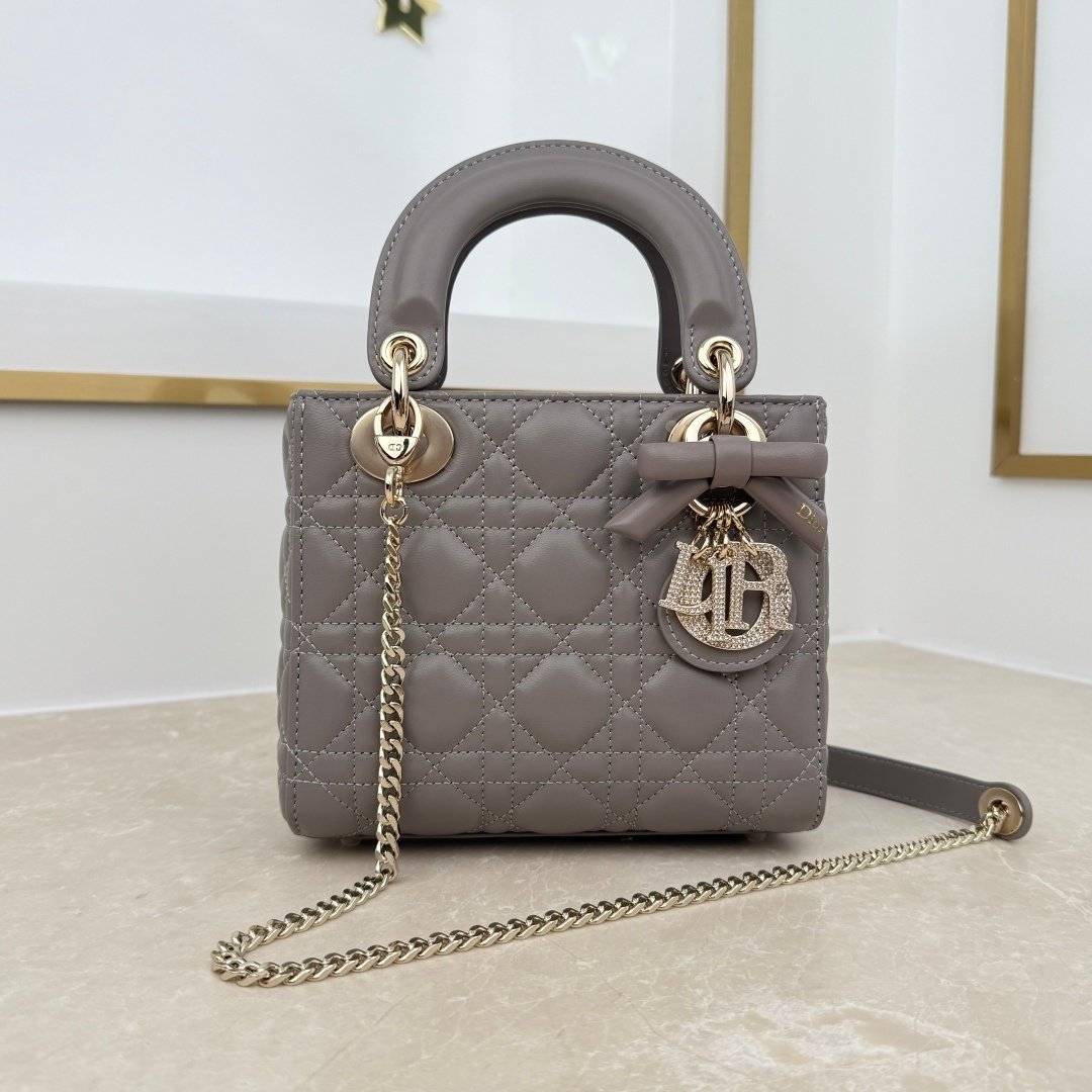 dior qixi mini lady dior bag with chain beige (copy) dior qixi mini lady dior bag with chain beige (copy)