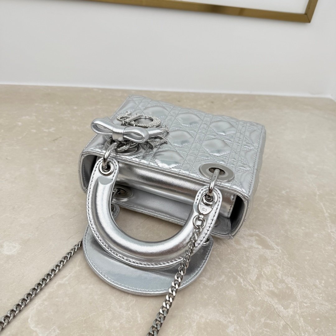 dior qixi mini lady dior bag with chain light grey (copy) dior qixi mini lady dior bag with chain light grey (copy)
