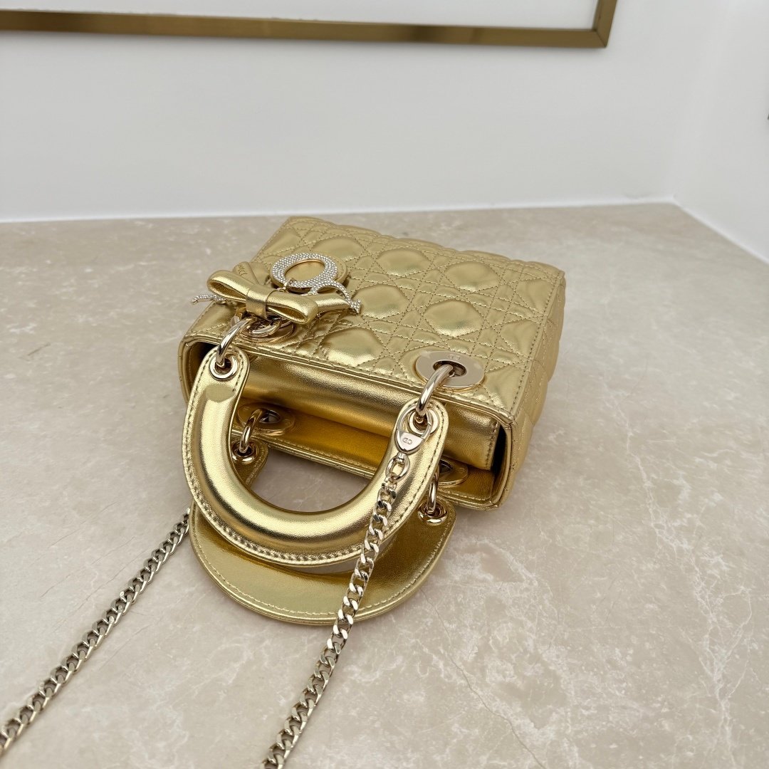 dior qixi mini lady dior bag with chain light grey (copy) dior qixi mini lady dior bag with chain light grey (copy)