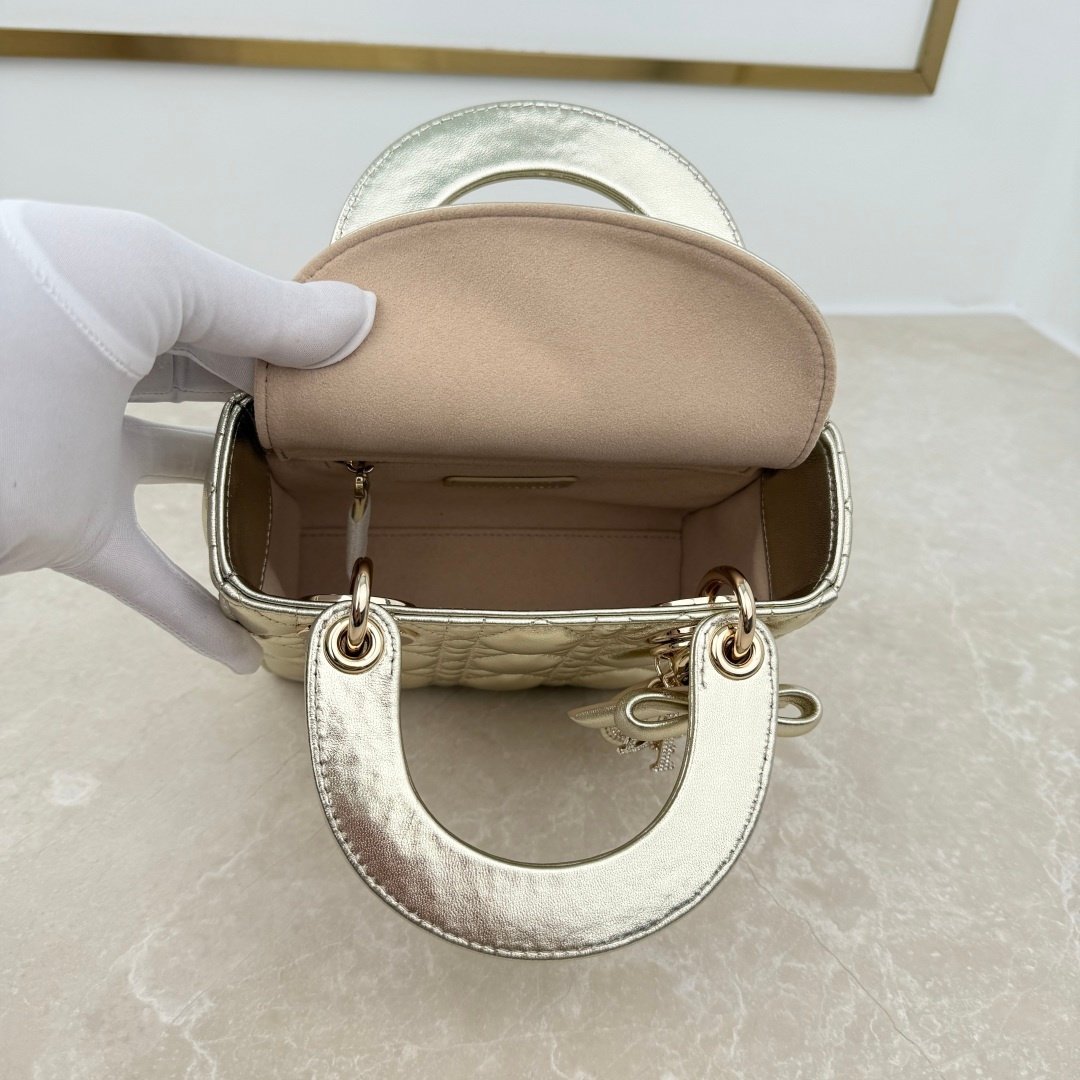 dior qixi mini lady dior bag with chain light grey (copy) dior qixi mini lady dior bag with chain light grey (copy)