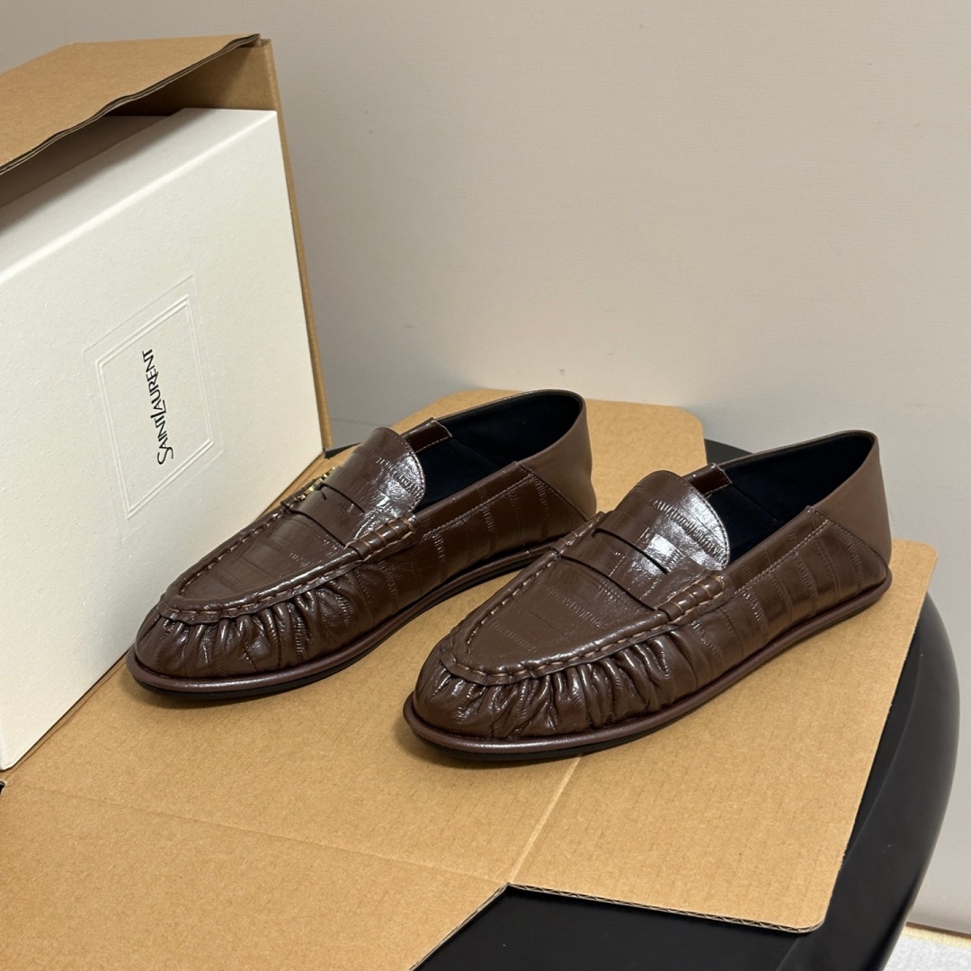 ysl le loafer supple in suede leather wine (copy) ysl le loafer supple in suede leather wine (copy)