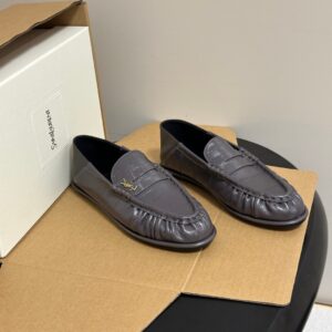 ysl le loafer supple in shiny leather beige color (copy)