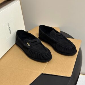 ysl le loafer supple in shiny leather beige color (copy)