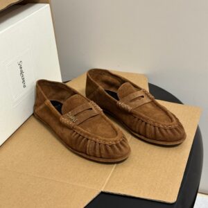 ysl le loafer supple in shiny leather beige color (copy)