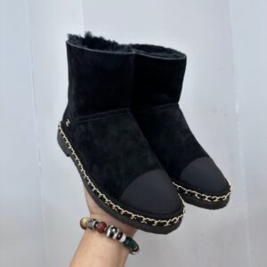 suede-sheepskin-snow-boots-side-view