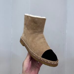 Chanel-style-sheepskin-snow-boots-black-toe-front-view 