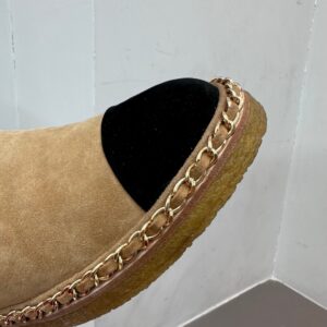 Chanel-style-sheepskin-snow-boots-black-toe-front-view 